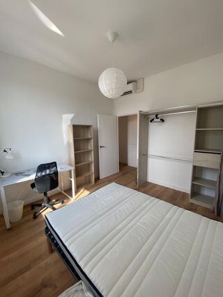  Appartement à louer 1 pièce 14 m²