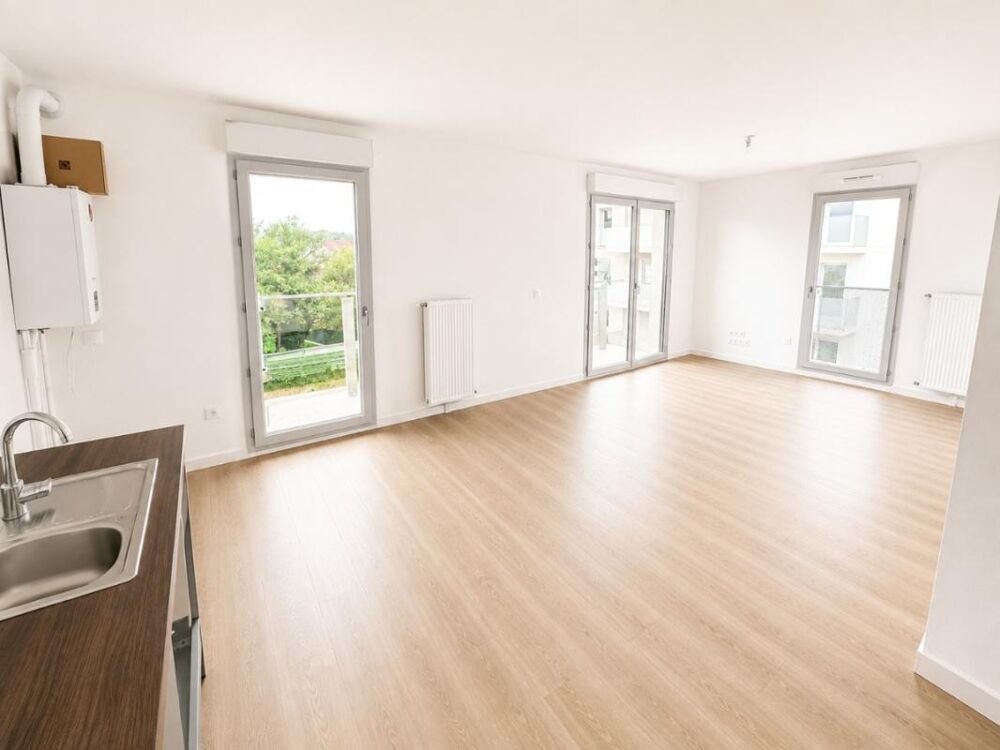 Location Appartement T3 avec parking et balcon à CLERMONT DE L'OISE Clermont
