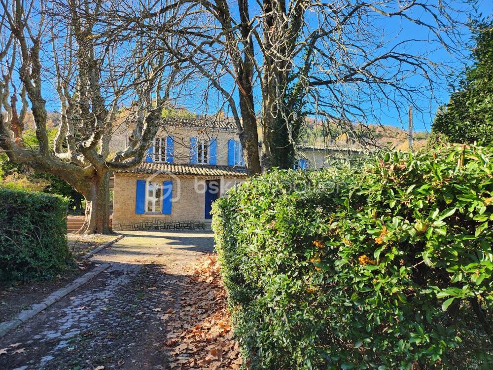 FORCALQUIER : NOUVELLE BAISSE DE PRIX pour ce mas à rénover