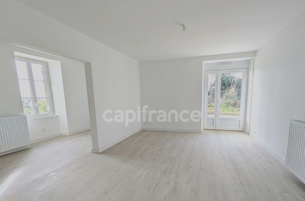 Maison en pierre rénovée  Vue campagne  Ruffiac (56)