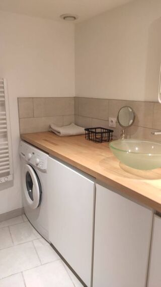  Appartement à louer 1 pièce 38 m²