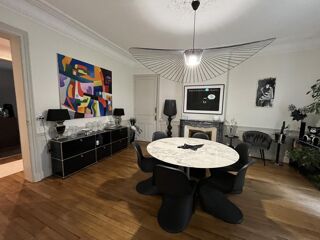  Appartement à louer 4 pièces 178 m²