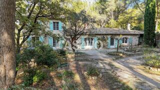 Vente Maison Vente Maison 8 pièces de 216m² - 13300 Salon-de-Provence Salon de provence