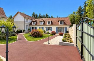 Vente Maison MEAULNE ( 03 )  Magnifique Propriété à vendre 10 pièces 365m2 Terrain 4179m2 Meaulne