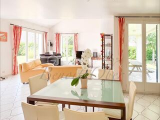  Maison  vendre 9 pices 227 m