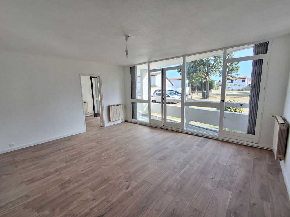 Vente Appartement Beau T2 de 55 m² avec terrasse, lumineux et entièrement rénové à ANGLET (64) Anglet