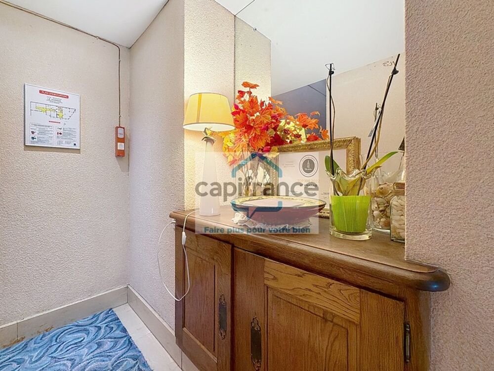   Sarras Fonds de commerce Hotel Restaurant + murs � vendre 