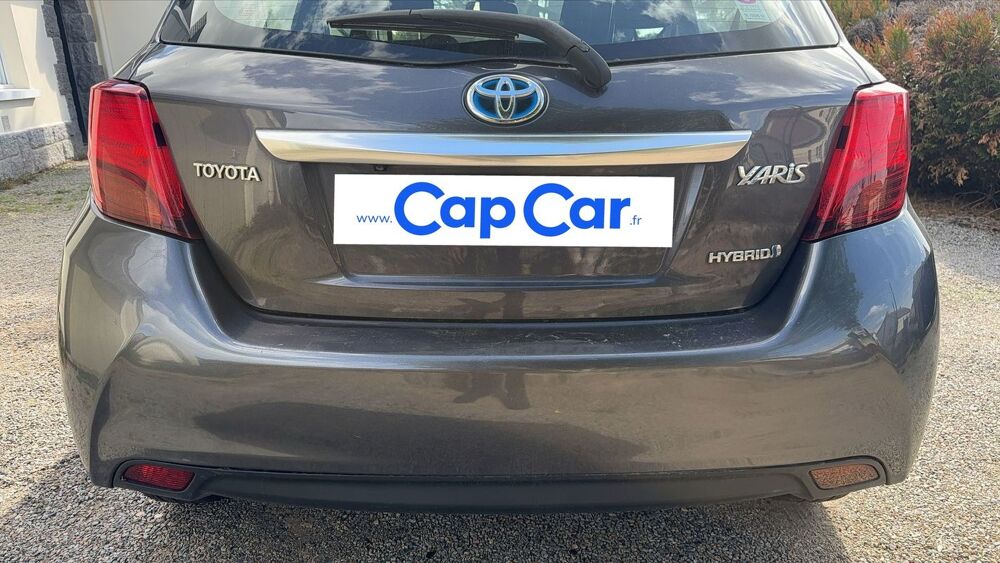 Yaris III 1.5 VVT-i 100 Hybrid E-CVT Dynamic 2015 occasion 44220 Coueron