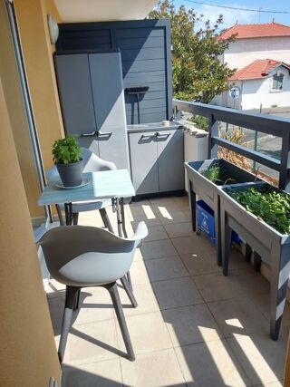  Appartement à louer 2 pièces 44 m²