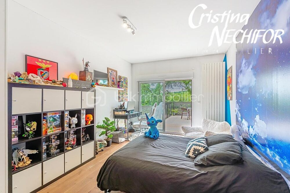 à vendre  Propriété/château Chessy (77700)