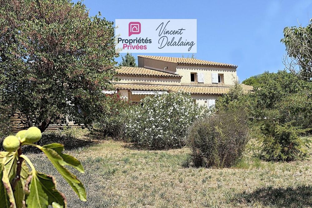 Maison individuelle T5 -6 en R+1 avec sous-sol et garage sur grand terrain clos