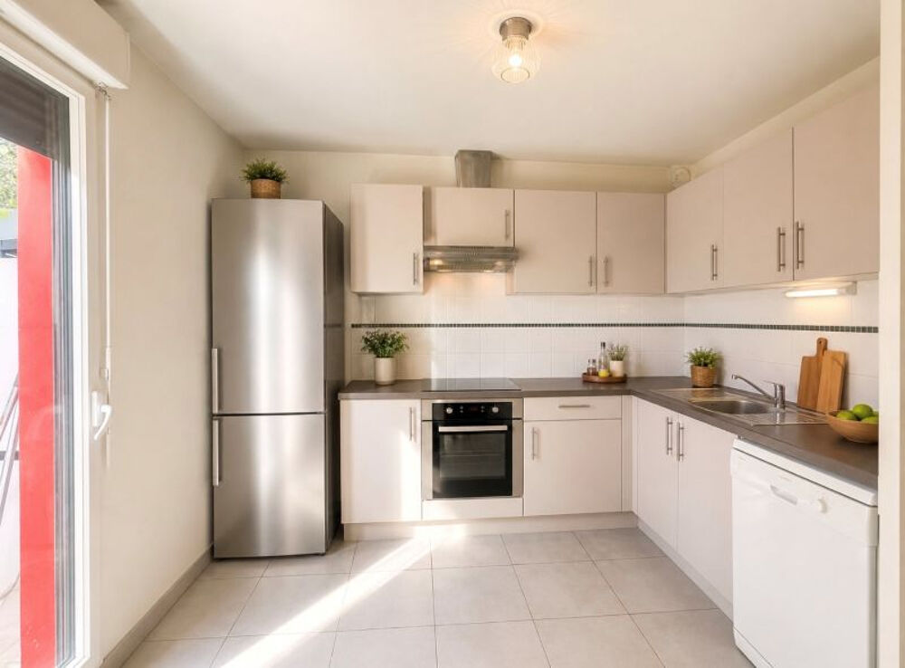 Appartement Juvignac 3 pièce(s) 61 m2+ Terrasse de 27m²+place de parking