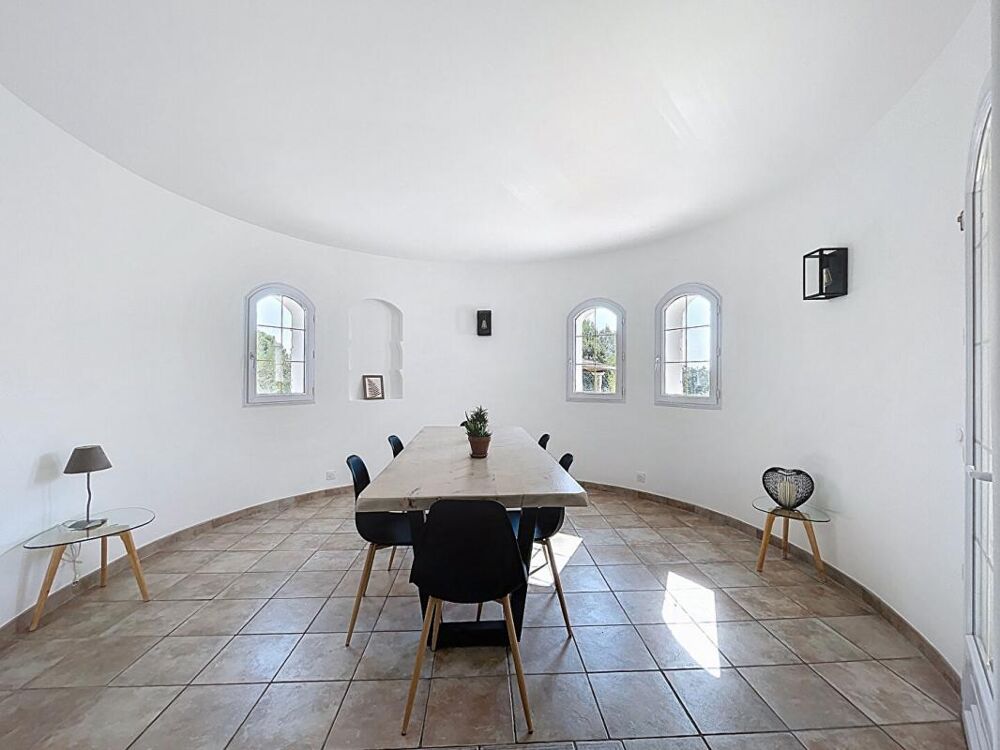  vendre  Villa Le Cannet-des-Maures (83340)