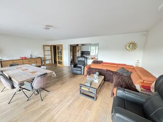  Villa à vendre 6 pièces 213 m²