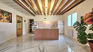  Maison  vendre 8 pices 200 m