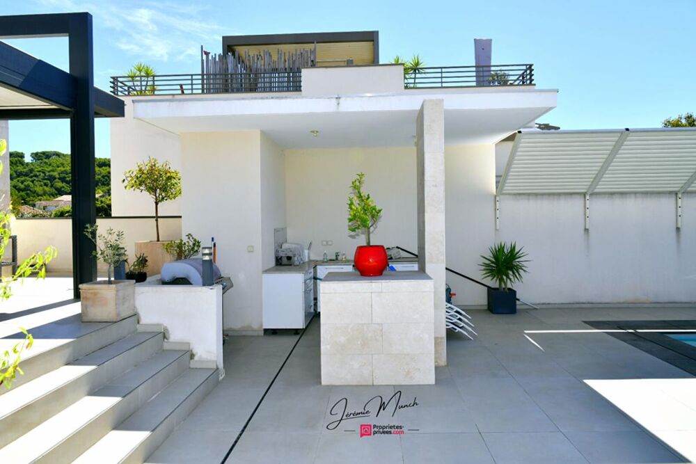 Vente Maison Maison Saint Cyr Sur Mer 7 pièces env 150m2 Saint cyr sur mer