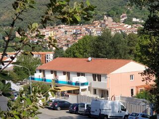  Immeuble � vendre 15 + pi�ces 572 m�