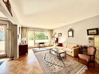  Appartement à vendre 6 pièces 142 m²