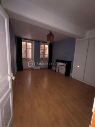  Immeuble à vendre 7 pièces 228 m²