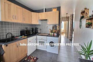  Immeuble à vendre 15 + pièces 543 m²