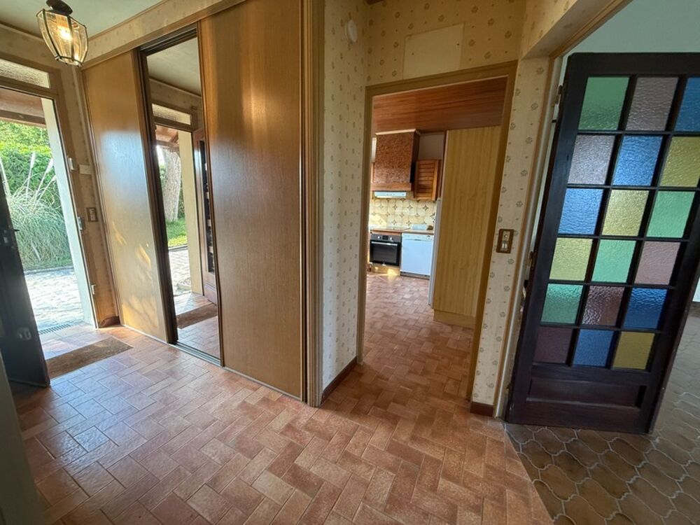 ? MAISON DE PLAIN-PIED À JOUY  ENVIRONNEMENT EXCEPTIONNEL  4 426 m² DE TERRAIN