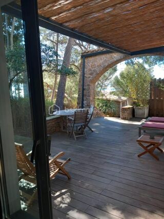  Propriété/château à vendre 6 pièces 222 m² Sete