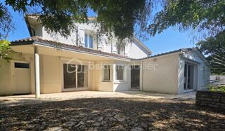  Maison  vendre 9 pices 200 m