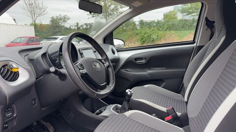 Aygo 1.0 72 X-Play 2019 occasion 76140 Le Petit Quevilly