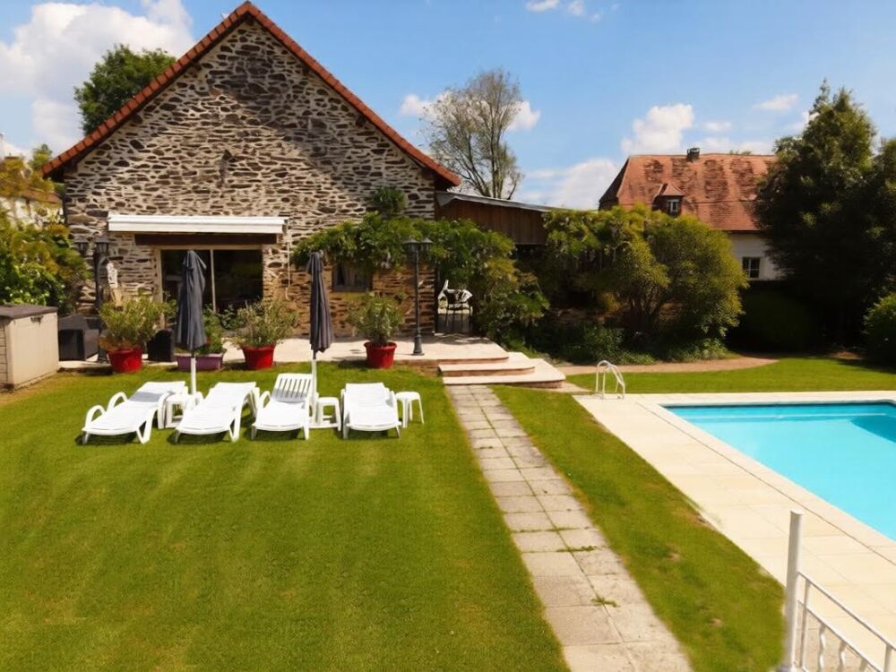 Vente Maison Maison Sarrazac 8 pièce(s) 210 m2 Sarrazac