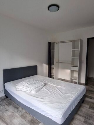  Appartement à louer 2 pièces 45 m²