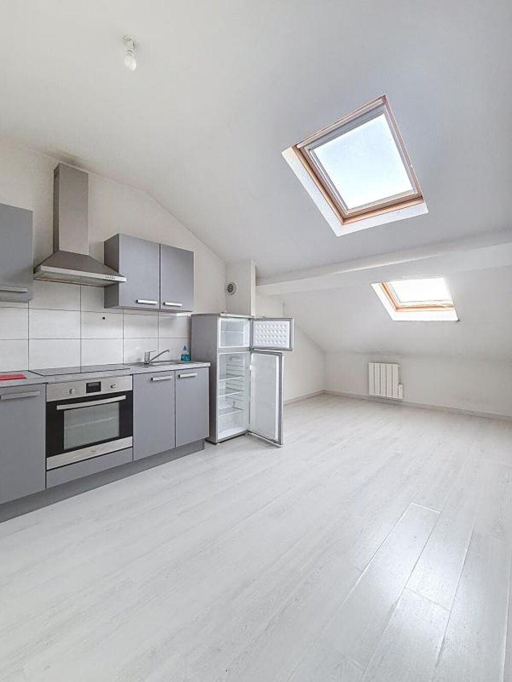 Location Appartement F2 MANSARDE - CHAMALIERES Chamalieres