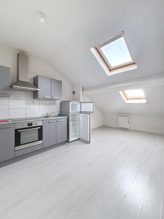  Appartement à louer 2 pièces 26 m²