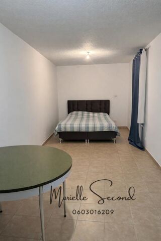  Immeuble � vendre 10 pi�ces 209 m�