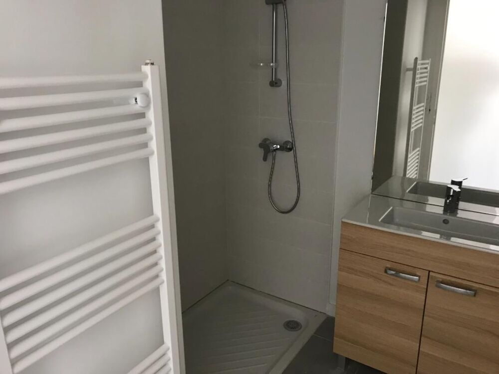 Location Appartement T3 avec terrasse et parking à TOULOUSE Toulouse