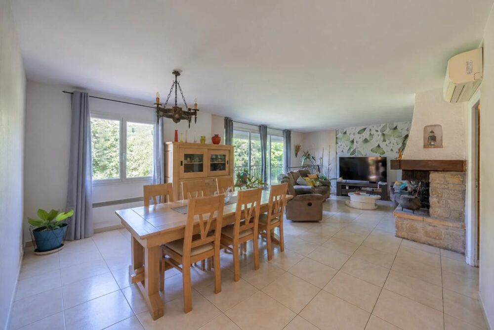 Maison de 7 pièces de 130 m² à Peille