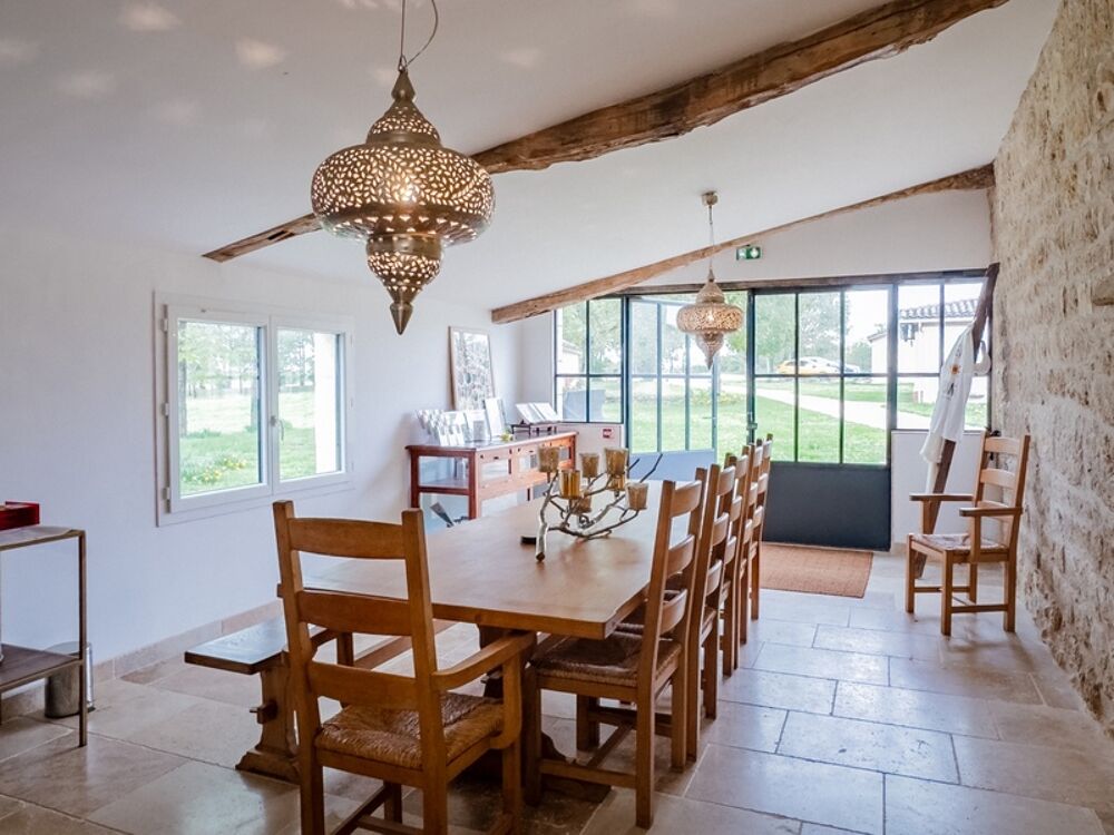  vendre  Proprit/chteau Mauroux (46700)