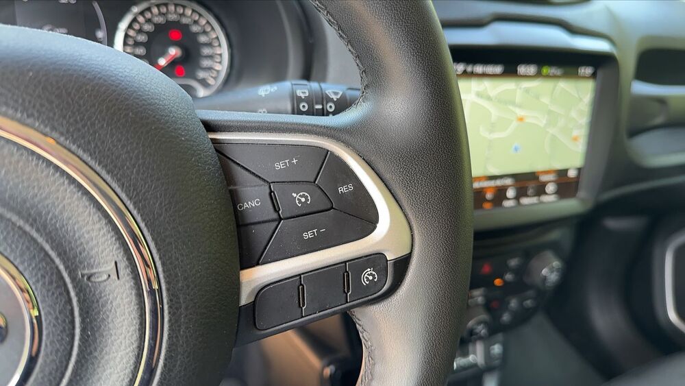 Renegade 1.0 GSE GPF 2WD 120 CV Longitude Buisness 2018 occasion 38180 Seyssins