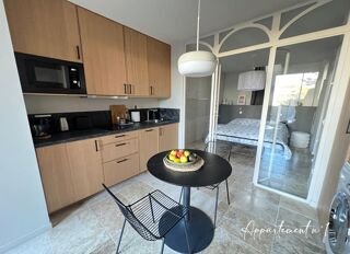 Immeuble à vendre 6 pièces 110 m²