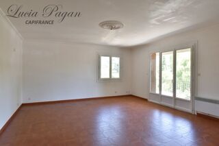  Maison à vendre 10 pièces 242 m²