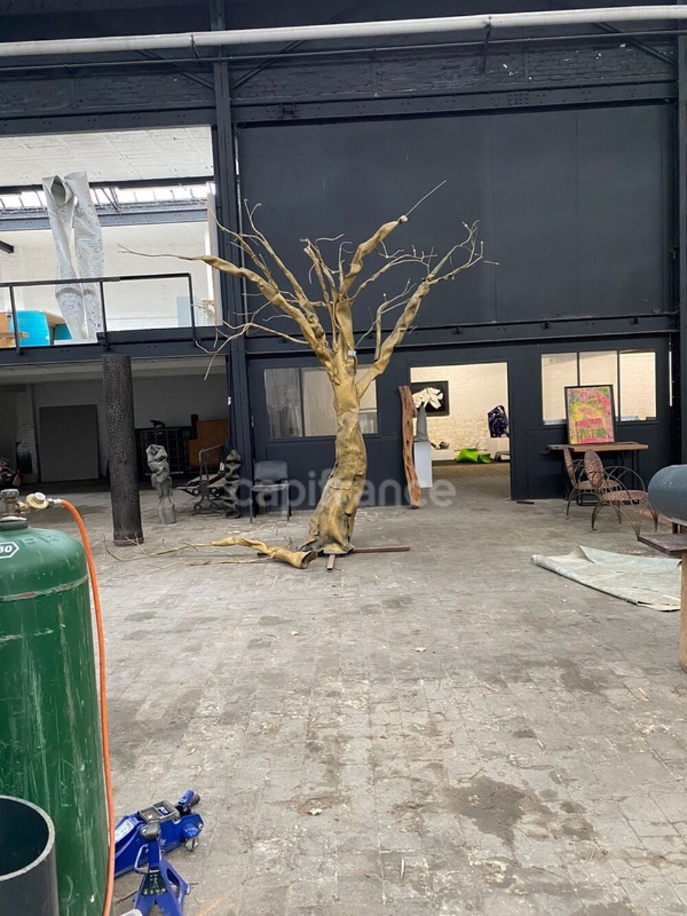  Dpt Nord (59), à vendre ROUBAIX Ateliers et Bureaux 1836 m² en 