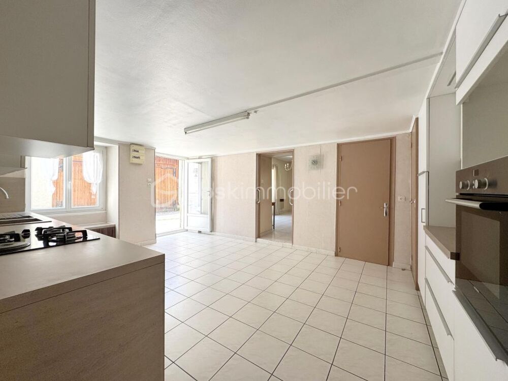 Grand T4 de 94m² en rez-de-chaussée avec garage/local denviron 80m²  Villard-Bonnot / Lancey