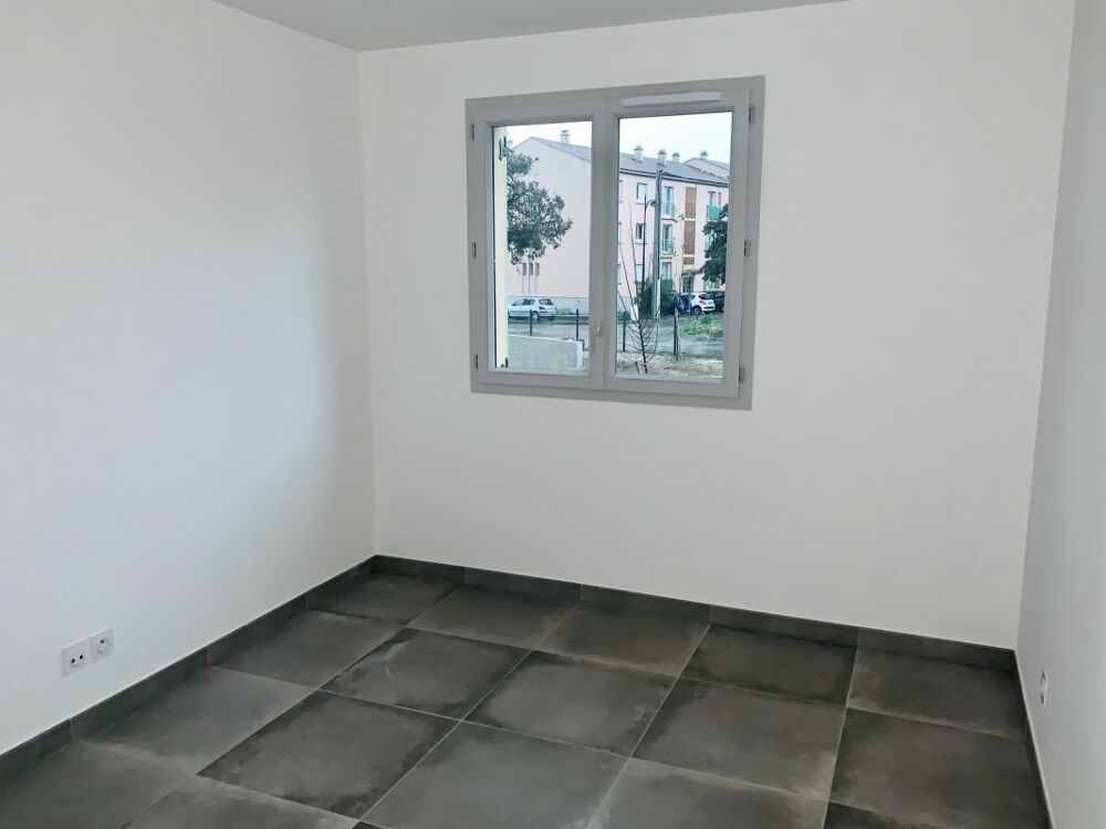Location Appartement T2 avec balcon et garage à BORMES LES MIMOSAS Bormes les mimosas
