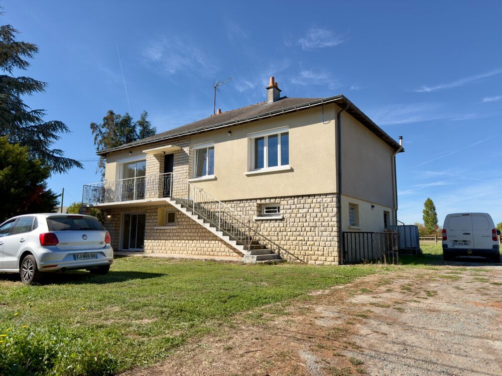 Vente Maison VIVY à 3 Km du Centre-bourg, Maison rénovée sur sous-sol aménagé de 160m² habitables avec garage et jardin Vivy