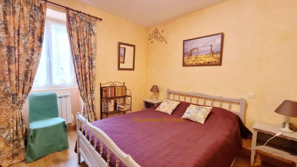 à vendre  Propriété/château Thenon (24210)