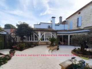  Maison � vendre 7 pi�ces 220 m�