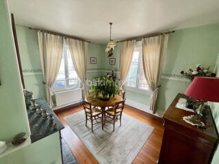  Propriété/château à vendre 6 pièces 135 m²