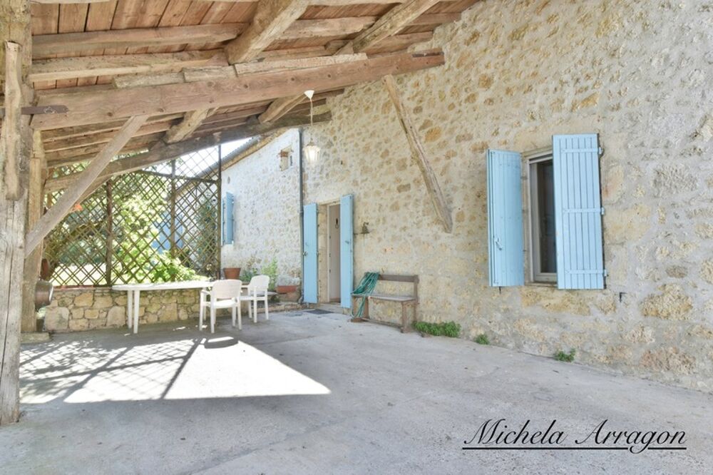 Maison en pierre de caractère avec dépendances et grange  Saint-Antoine-de-Ficalba (47)