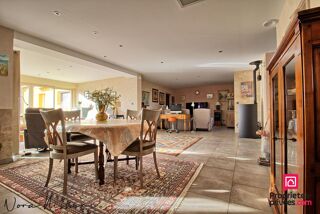  Maison à vendre 6 pièces 195 m²