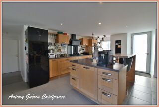  Maison � vendre 7 pi�ces 222 m�