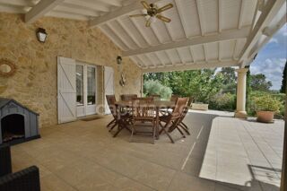 Propriété/château à vendre 8 pièces 358 m²